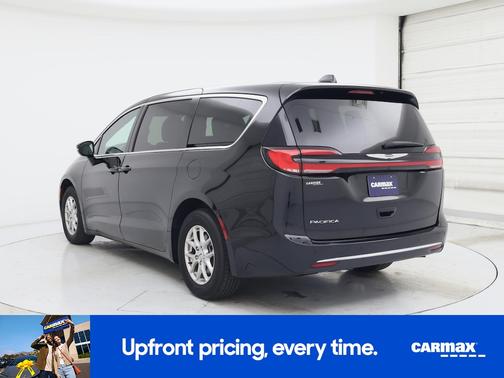 Black 2025 Chrysler Pacifica Select