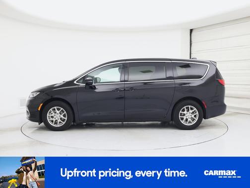 Black 2025 Chrysler Pacifica Select