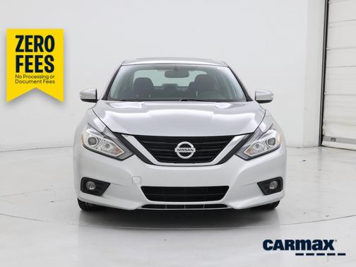 Gray 2017 Nissan Altima SV