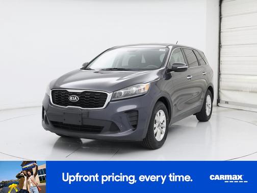 Gray 2019 Kia Sorento LX