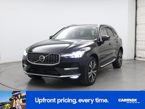 2023 Volvo XC60 B5 Plus Dark Theme