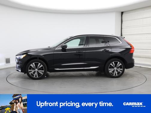 2023 Volvo XC60 B5 Plus Dark Theme