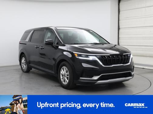 2022 Kia Carnival LX