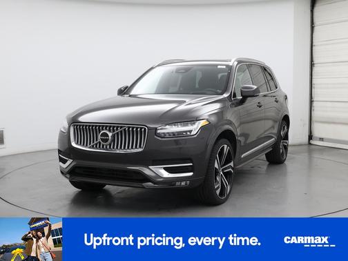 2024 Volvo XC90 B6 Ultimate Bright Theme