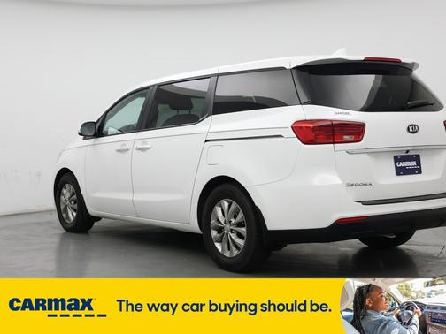 2021 Kia Sedona LX