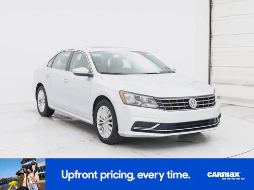Silver 2016 Volkswagen Passat SE