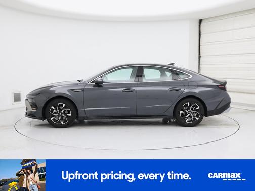 Gray 2025 Hyundai SONATA SEL
