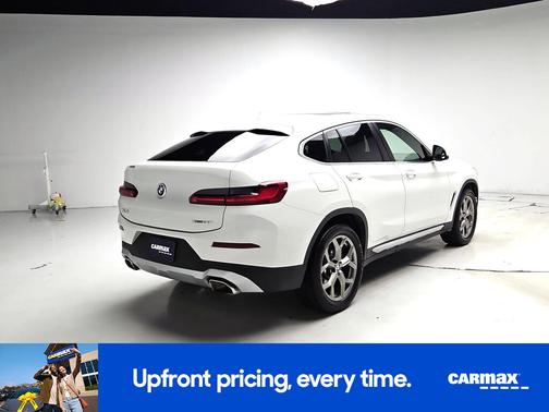 2024 BMW X4 XDrive30i