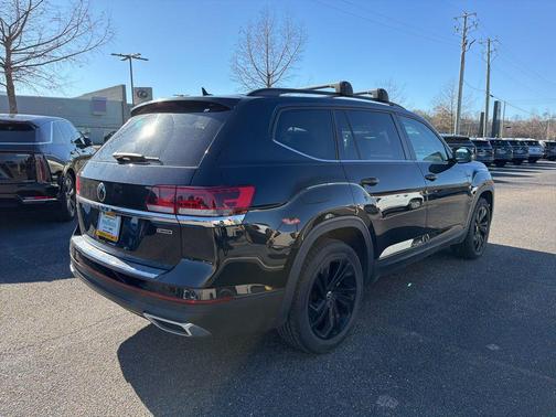 2022 Volkswagen Atlas 2.0T SE w/Technology 4MOTION