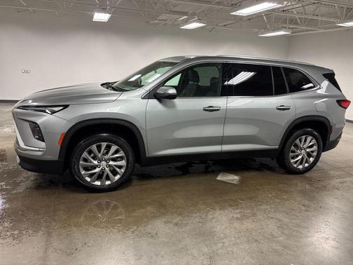 2025 Buick Enclave Preferred FWD