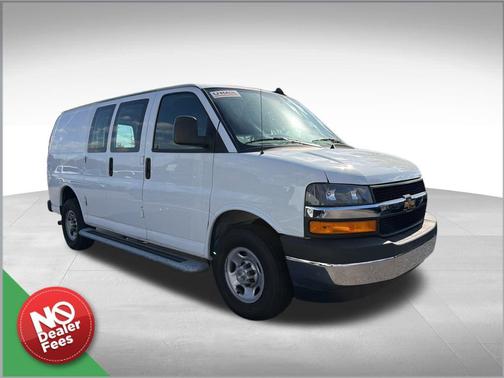 2024 Chevrolet Express 2500 RWD 2500 Regular Wheelbase WT