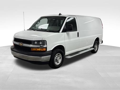 2024 Chevrolet Express 2500 RWD 2500 Regular Wheelbase WT