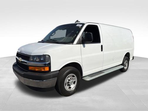 2024 Chevrolet Express 2500 RWD 2500 Regular Wheelbase WT