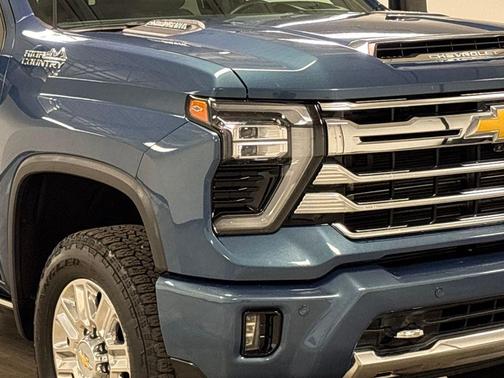 2024 Chevrolet Silverado 2500 High Country