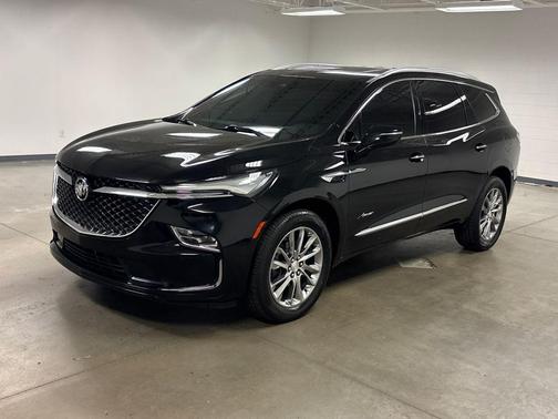 2022 Buick Enclave FWD Avenir