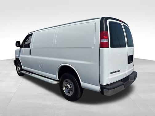 2023 GMC Savana 2500 Work Van
