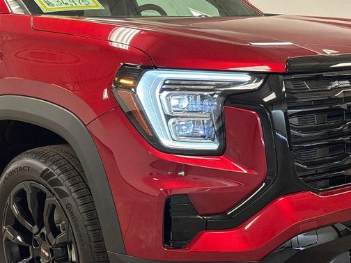2026 GMC Terrain FWD Elevation