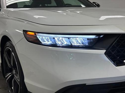 2023 Honda Accord Hybrid Base