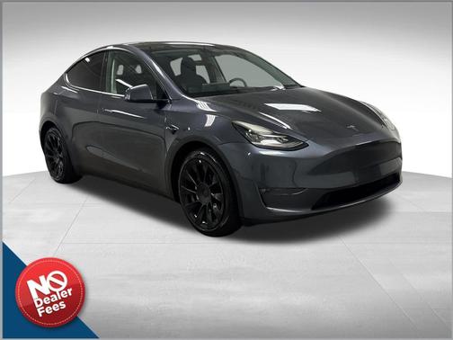 2022 Tesla Model Y Long Range Dual Motor All-Wheel Drive