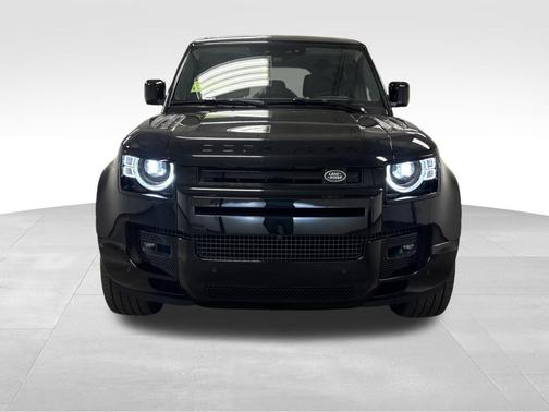 2024 Land Rover Defender 110 P400 X-Dynamic SE