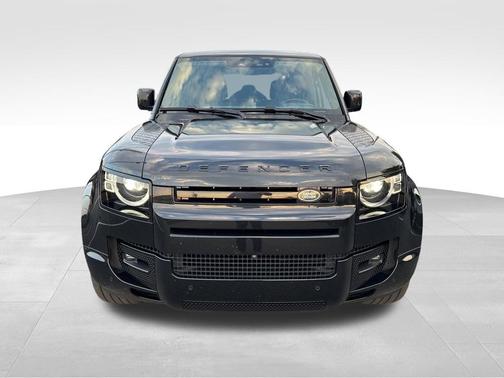 2024 Land Rover Defender 110 P400 X-Dynamic SE