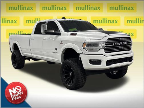 2022 RAM 3500 Laramie Crew Cab 4x4 8' Box