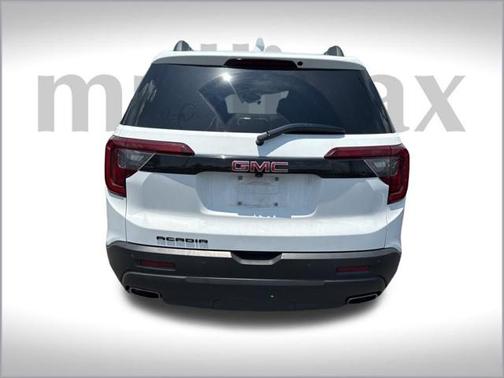 2023 GMC Acadia FWD SLT