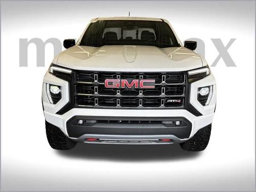 2023 GMC Canyon Base