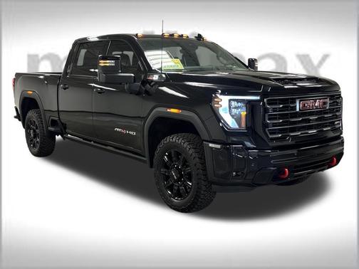2025 GMC Sierra 2500 AT4