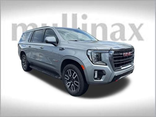 2024 GMC Yukon XL 4WD AT4