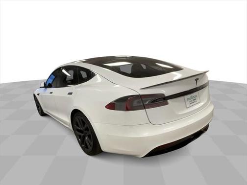 2022 Tesla Model S Base