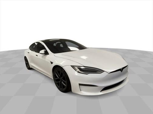 2022 Tesla Model S Base