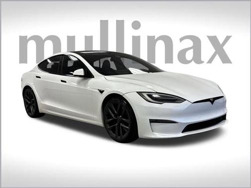2022 Tesla Model S Base