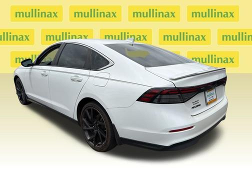 Platinum White Pearl 2023 Honda Accord LX 1.5T