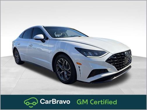 2022 Hyundai SONATA SEL