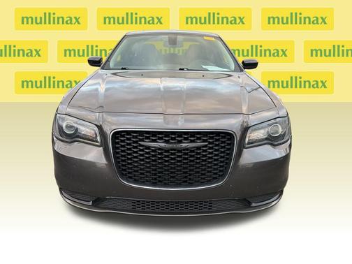 2022 Chrysler 300 Touring