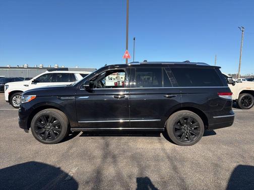 2022 Lincoln Navigator Reserve