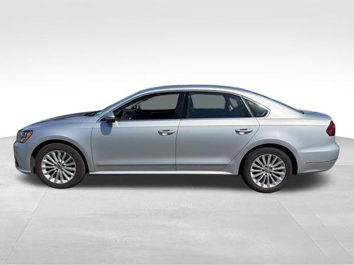 2017 Volkswagen Passat 1.8T SE
