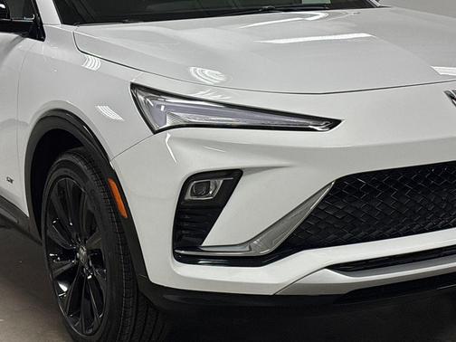 Summit White 2026 Buick Envista Sport Touring FWD