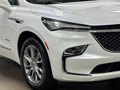 2023 Buick Enclave Avenir AWD