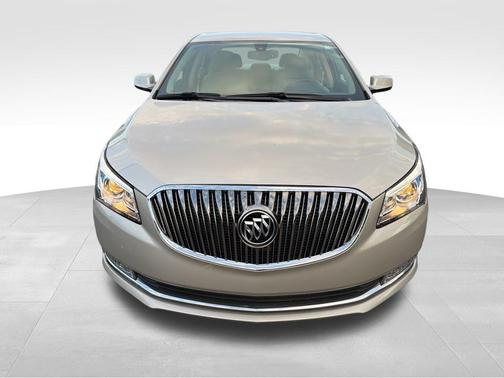 2016 Buick LaCrosse Base