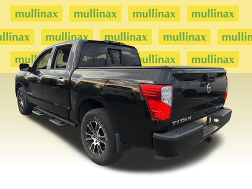 2021 Nissan Titan SV