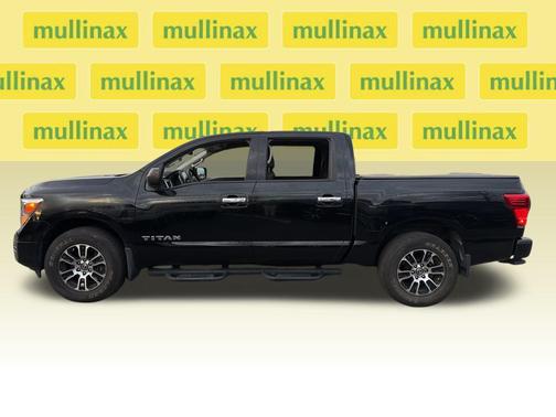 2021 Nissan Titan SV