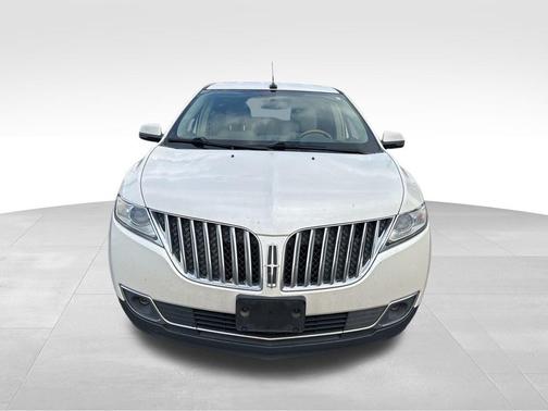 2015 Lincoln MKX Base
