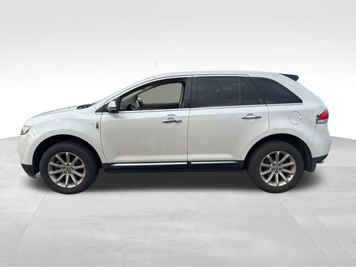2015 Lincoln MKX Base