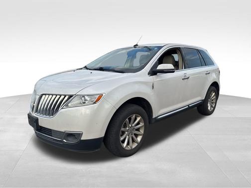 2015 Lincoln MKX Base