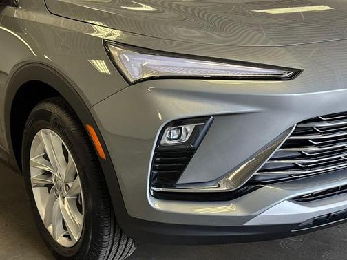 2025 Buick Envista Preferred FWD