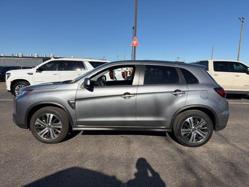 2025 Mitsubishi Outlander Sport 2.0 ES