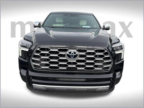 2024 Toyota Sequoia Base
