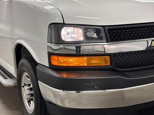 2023 Chevrolet Express 2500 RWD 2500 Regular Wheelbase WT